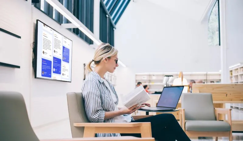 Role of Digital Signage in Educational Institutions 2 Education Digital Singage 1308 6